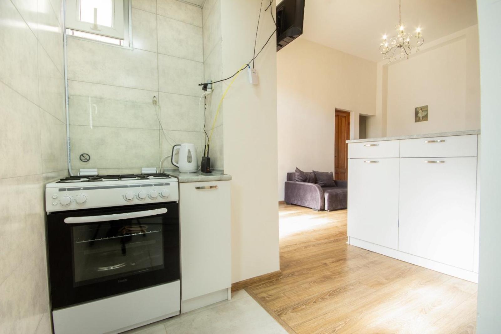 Center Apartment 3 Rooms Tbilisi Bagian luar foto